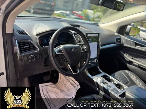 Used 2023 Ford Edge Titanium AWD/4WD image 24