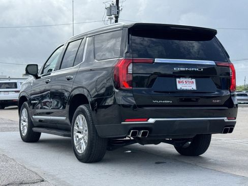 Used 2025 GMC Yukon Denali AWD/4WD image 9