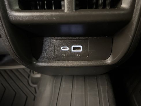 Used 2022 Cadillac XT4 Premium Luxury w/ Safety Alert Package image 29