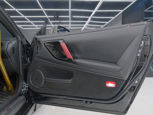 Used 2015 Nissan GT-R Black Edition image 47