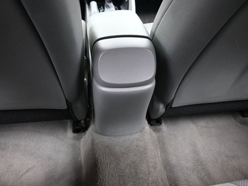 Used 2022 Hyundai Elantra SE w/ Cargo Package image 34