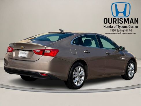 Used 2024 Chevrolet Malibu LT image 3