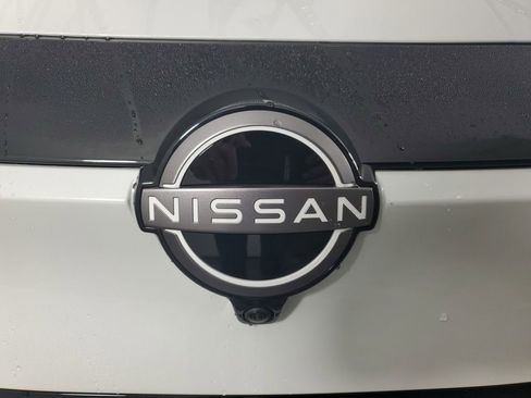 New 2026 Nissan Leaf SV+ w/ Floor Mat Package (SV+) FWD image 10