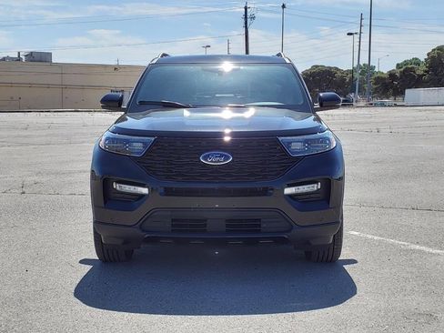 Used 2023 Ford Explorer ST w/ Equipment Group 401A image 3