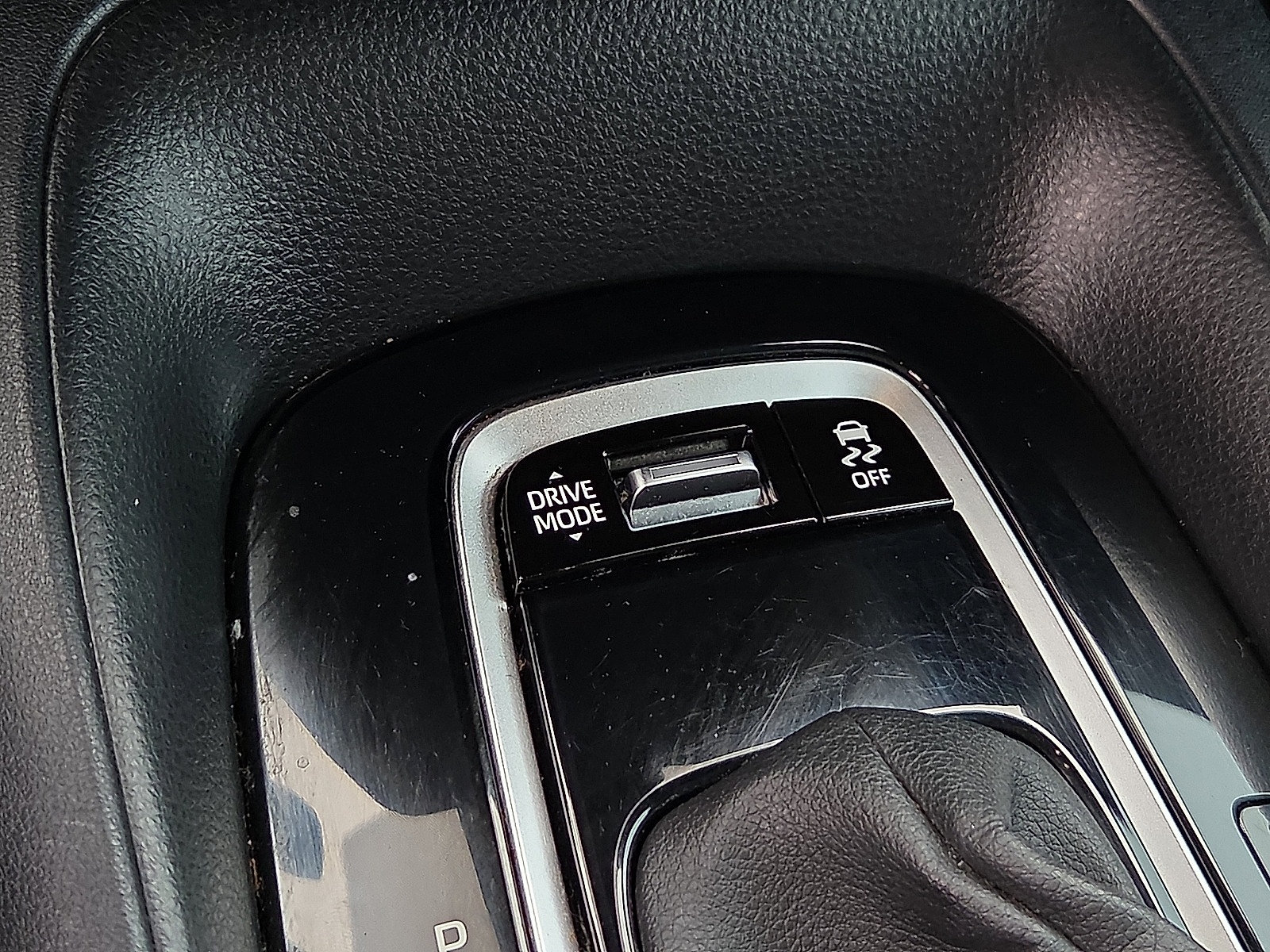 Used 2024 Toyota Corolla SE FWD image 17
