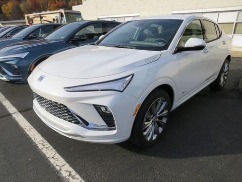 New 2026 Buick Envista Avenir image 3