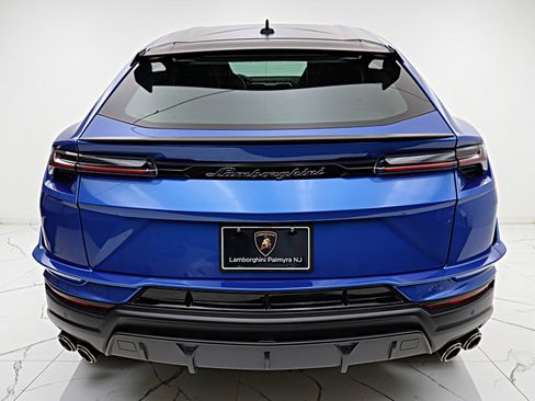 Used 2024 Lamborghini Urus Performante image 12