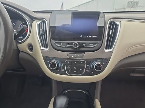 Used 2024 Chevrolet Malibu LT image 26