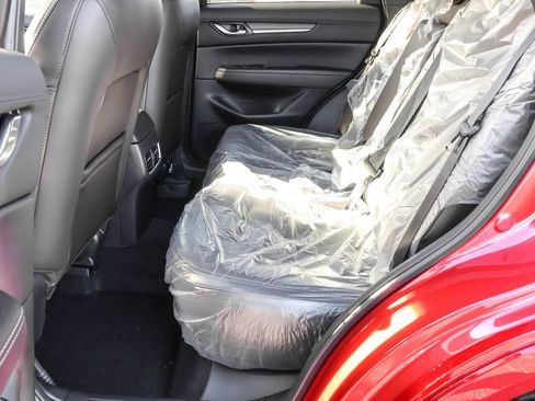 New 2025 MAZDA CX-5 Signature image 35