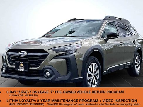Used 2025 Subaru Outback Premium AWD/4WD image 1
