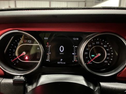 Used 2022 Jeep Gladiator Rubicon w/ LED Lighting Group image 15