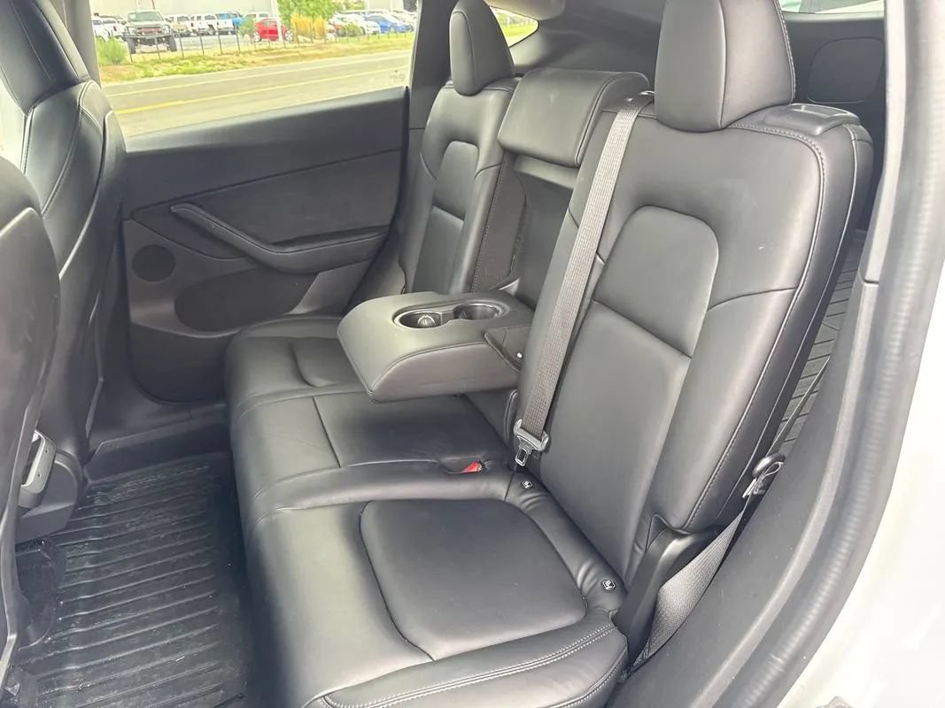 Used 2020 Tesla Model Y Long Range AWD/4WD image 45