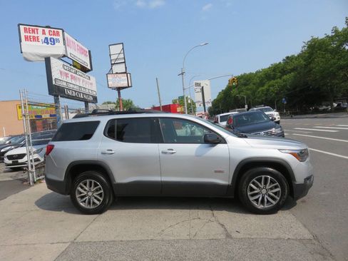 Used 2017 GMC Acadia SLE w/ Driver Alert Package I image 8