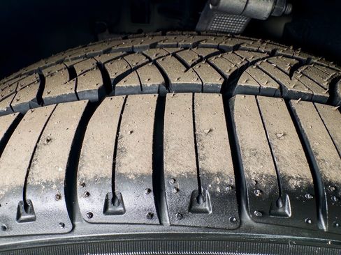 Used 2018 Tesla Model 3 Performance image 29