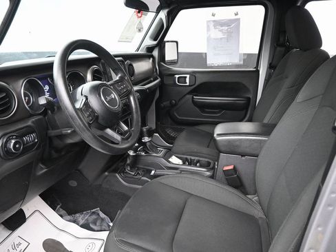 Used 2021 Jeep Wrangler Unlimited Sport AWD/4WD image 22