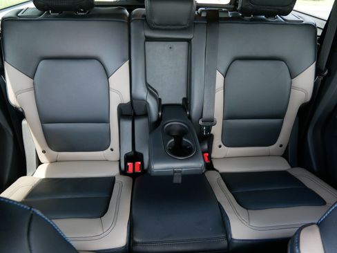 Used 2024 Ford Bronco Wildtrak AWD/4WD image 12