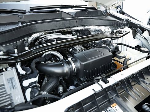 Used 2020 Ford Explorer Platinum w/ Premium Technology Package image 30