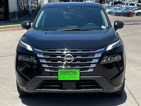 Used 2025 Nissan Rogue S FWD image 6