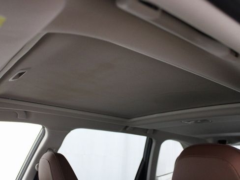 Used 2023 Subaru Forester Touring image 10