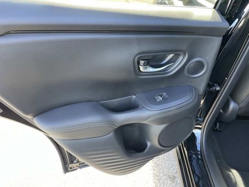 Used 2026 Honda HR-V EX-L image 10