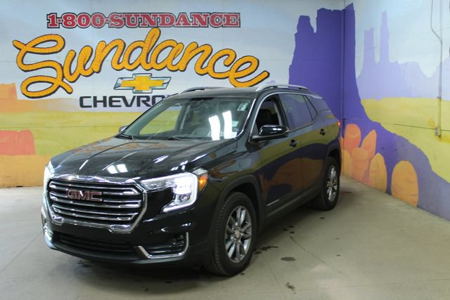 Used 2023 GMC Terrain SLT w/ Infotainment Package II AWD/4WD image 7