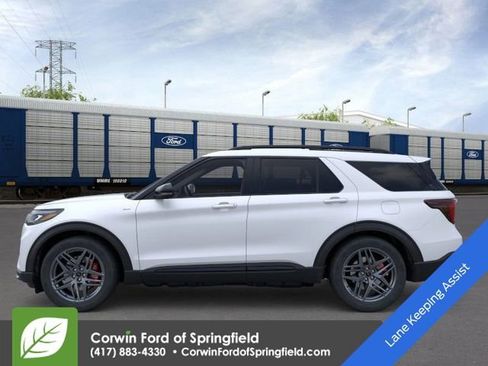 New 2026 Ford Explorer ST-Line image 3