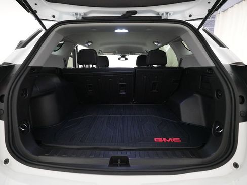 Used 2024 GMC Terrain SLE w/ LPO, Floor Liner Package AWD/4WD image 10