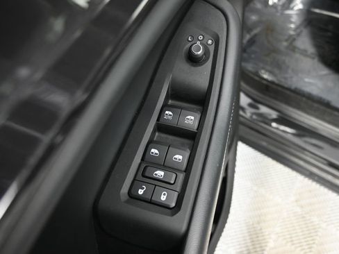 Used 2022 Jeep Grand Cherokee L Laredo image 20