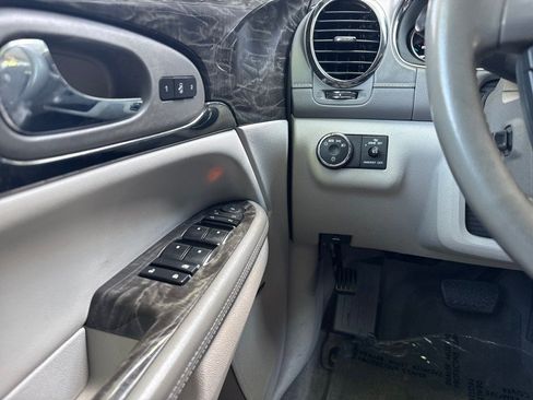 Used 2014 Buick Enclave Premium AWD/4WD image 11