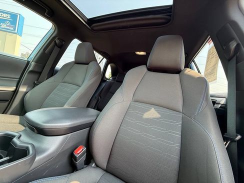 Used 2024 Toyota RAV4 SE w/ Convenience Package AWD/4WD image 19