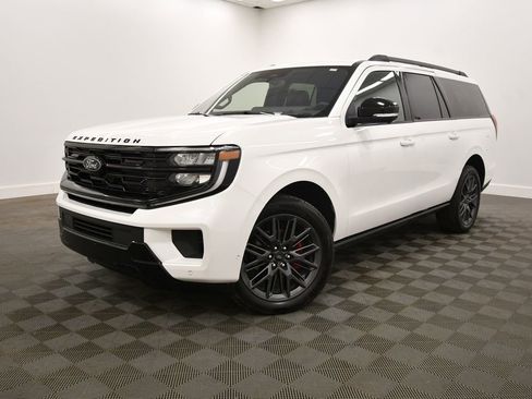 Used 2025 Ford Expedition Max Platinum w/ Stealth Performance Package AWD/4WD image 2