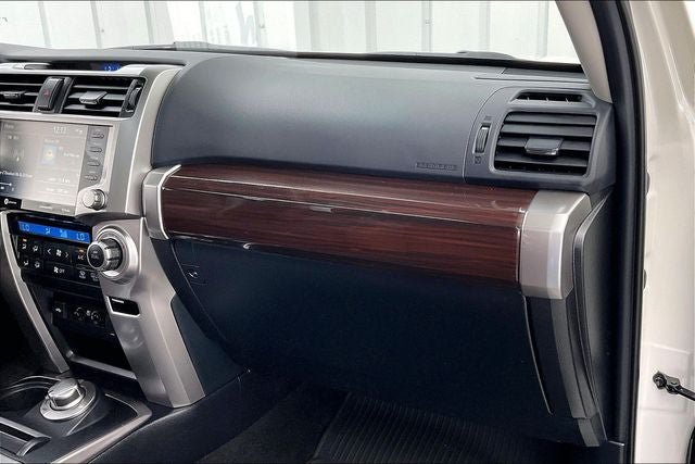 Used 2021 Toyota 4Runner Limited AWD/4WD image 18