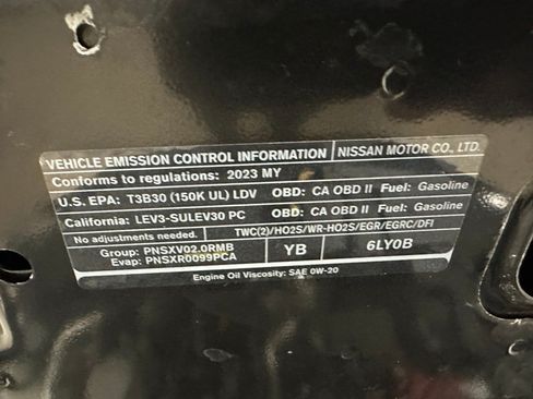 Used 2023 Nissan Sentra SR w/ SR Premium Package FWD image 37