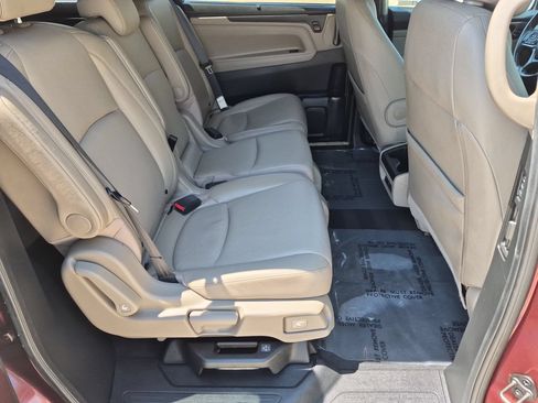 Used 2018 Honda Odyssey EX-L image 32