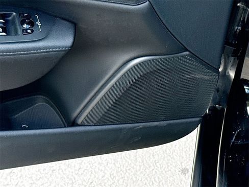 Used 2023 Volvo S90 B6 Plus image 20