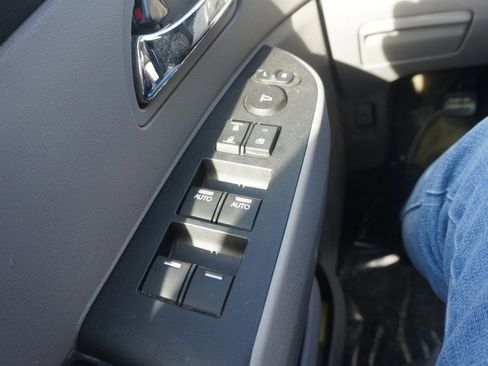 Used 2014 Honda Odyssey EX-L image 16
