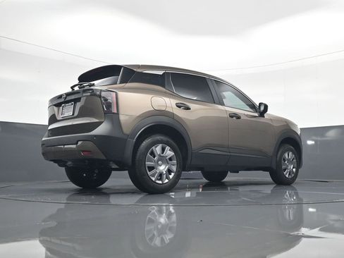 New 2026 Nissan Kicks S image 23