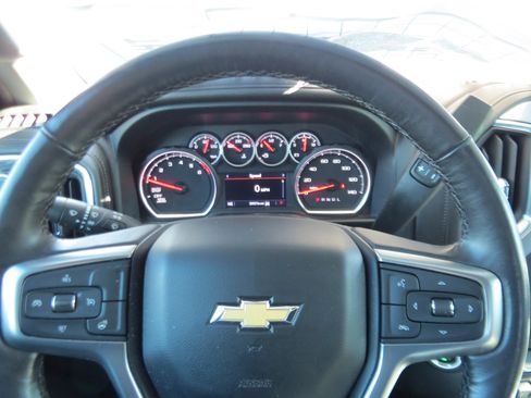 Certified 2022 Chevrolet Silverado 1500 LTZ w/ Z71 Off-Road Package image 26