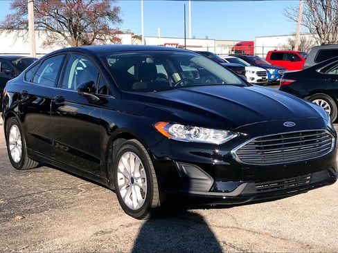 Used 2020 Ford Fusion SE image 38
