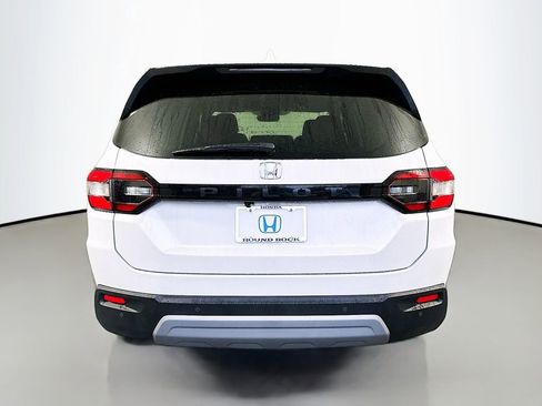 New 2025 Honda Pilot EX-L image 6