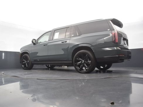 Certified 2026 Cadillac Escalade ESV Sport w/ Touring Package AWD/4WD image 55