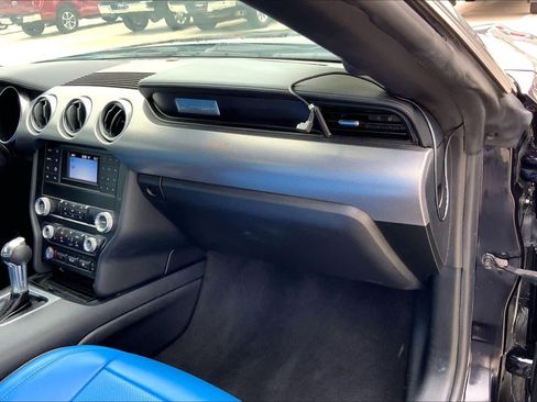 Used 2021 Ford Mustang GT RWD image 15