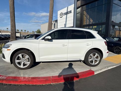 Used 2020 Audi Q5 2.0T Premium w/ Convenience Package AWD/4WD image 6