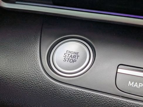 Used 2024 Hyundai Elantra SEL w/ Convenience Package FWD image 33