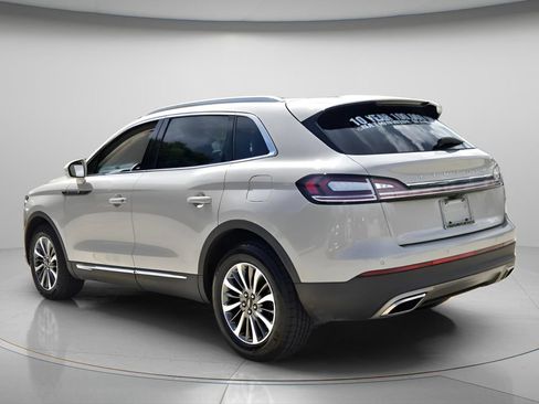 Used 2023 Lincoln Nautilus AWD w/ Premium Package image 4