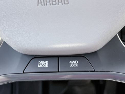 Used 2024 Kia EV9 Wind AWD/4WD image 73