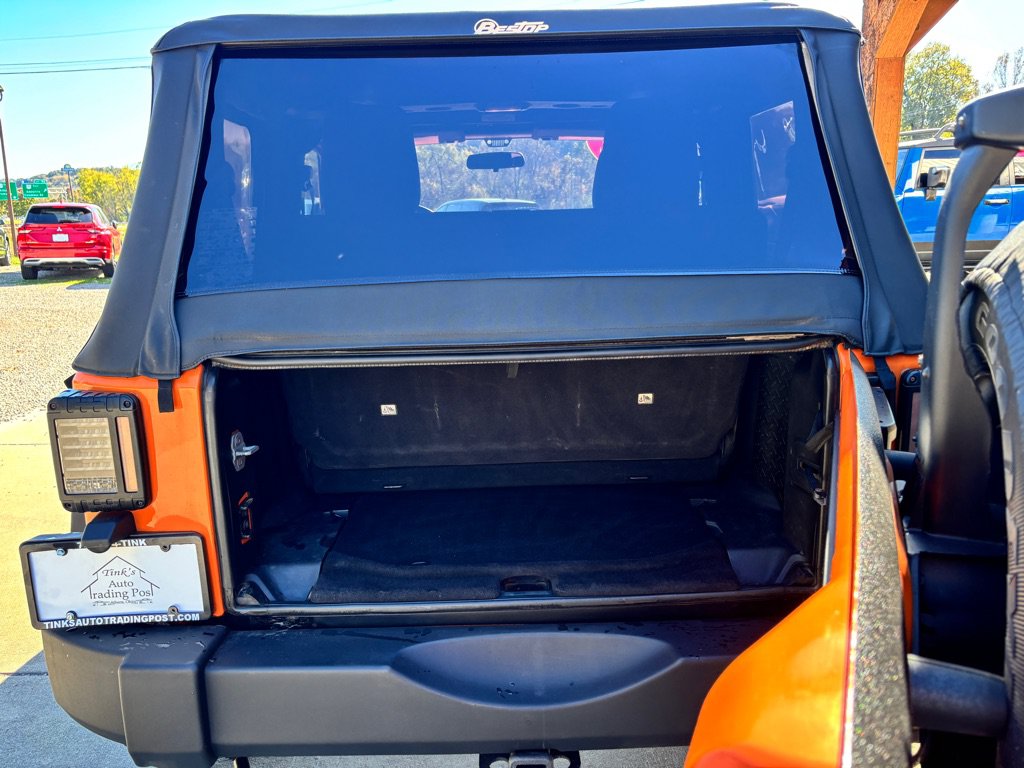 Used 2012 Jeep Wrangler Sport AWD/4WD image 8