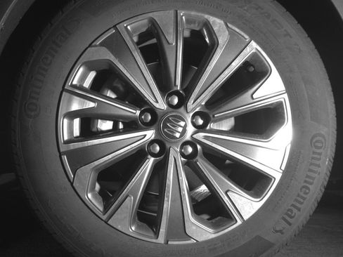 Used 2024 Buick Envision Preferred AWD/4WD image 12