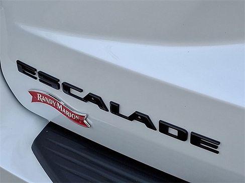 Certified 2025 Cadillac Escalade ESV Sport Platinum image 27