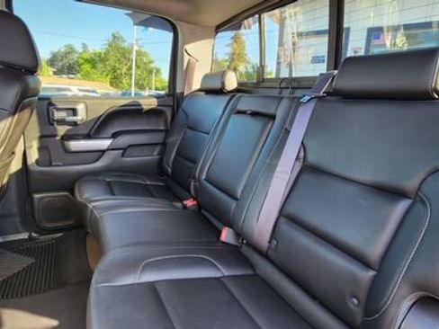 Used 2014 Chevrolet Silverado 1500 LT w/ LT Convenience Package RWD image 9